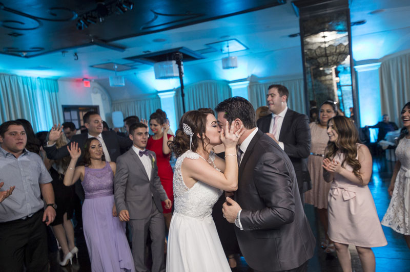 bride and groom kissing at NOOR banquet hall los angeles